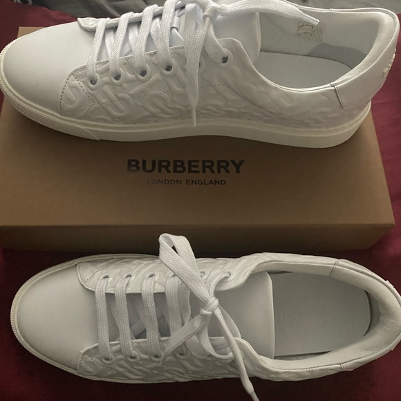 Burberry sneakers - Picture 3 of 4